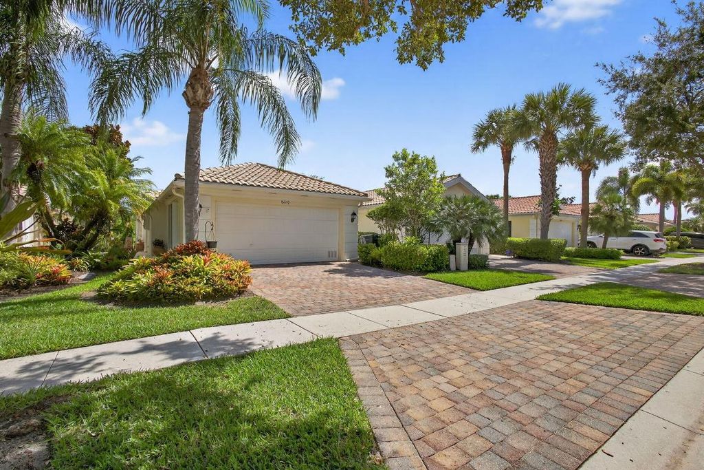 Photo of 8419 St Johns Court, Wellington, FL 33414 (MLS # R11115781)
