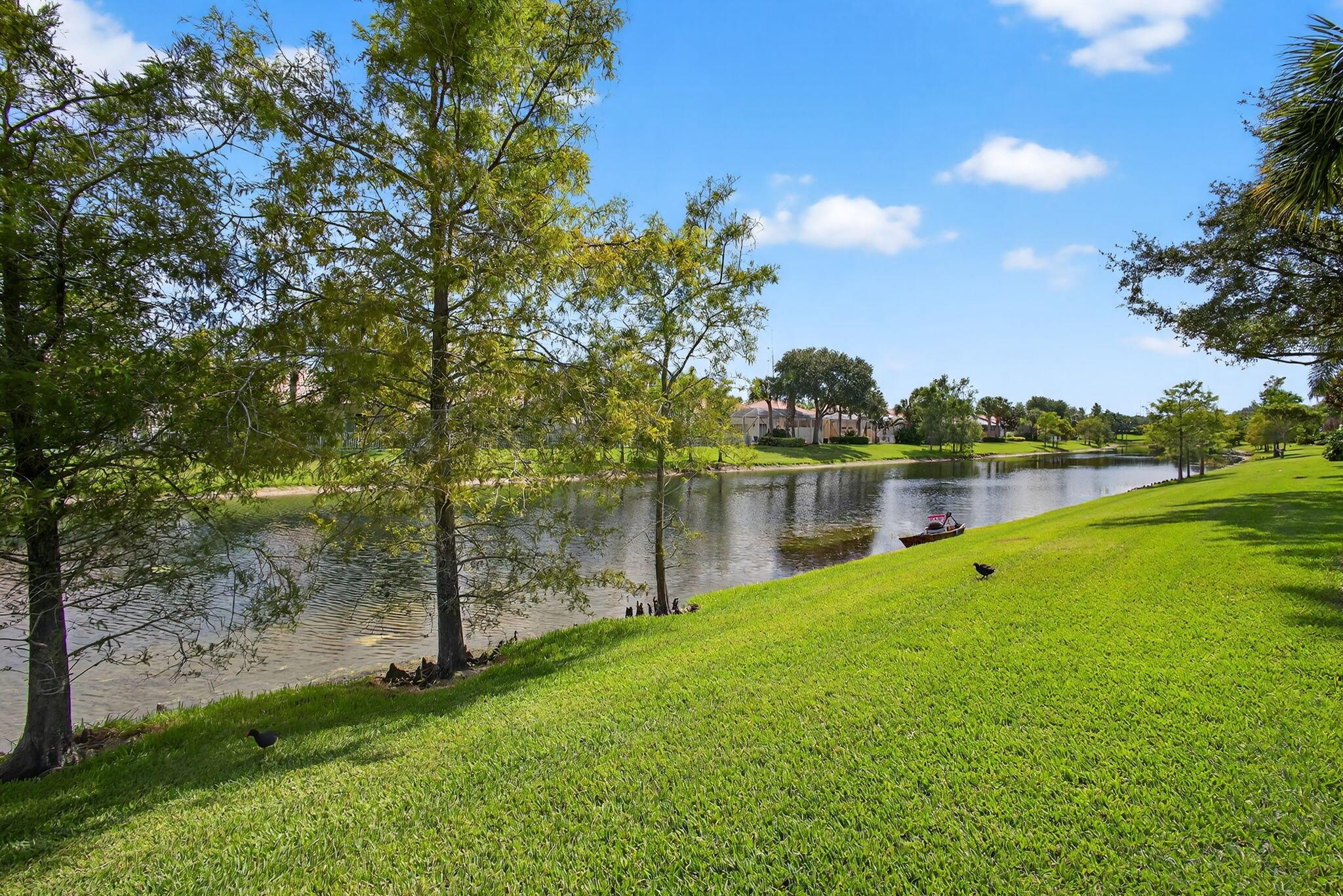 Wellington, Florida 33414, United States, 2 Bedrooms Bedrooms, ,2 BathroomsBathrooms,Residential,Pending,207891