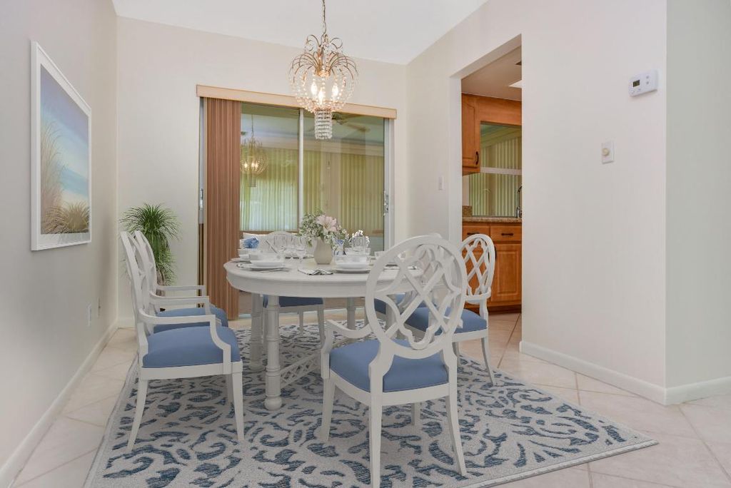 Photo of 114 SW 9th Street, Boynton Beach, FL 33426 (MLS # R10991140)