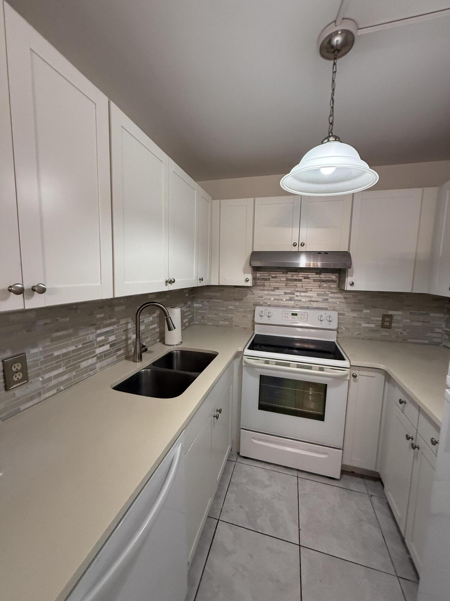 CAMBRIDGE A THRU I CONDOS - Residential Lease