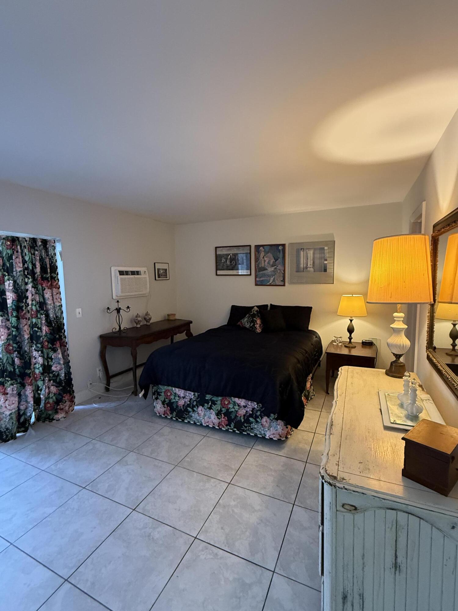 CAMBRIDGE A THRU I CONDOS - Residential Lease