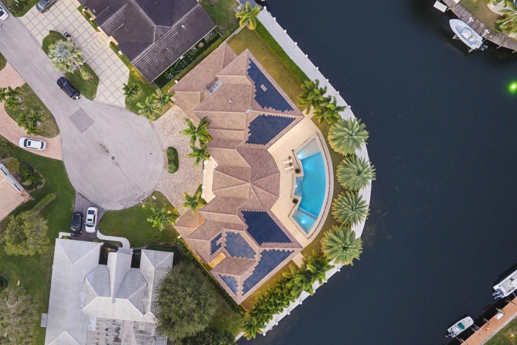 Photo of 3700 NE 24TH Avenue, Lighthouse Point, FL 33064 (MLS # B26092742)