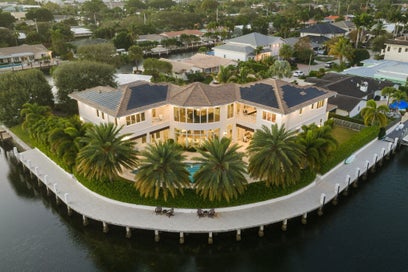 3700 NE 24TH Avenue Lighthouse Point FL 33064