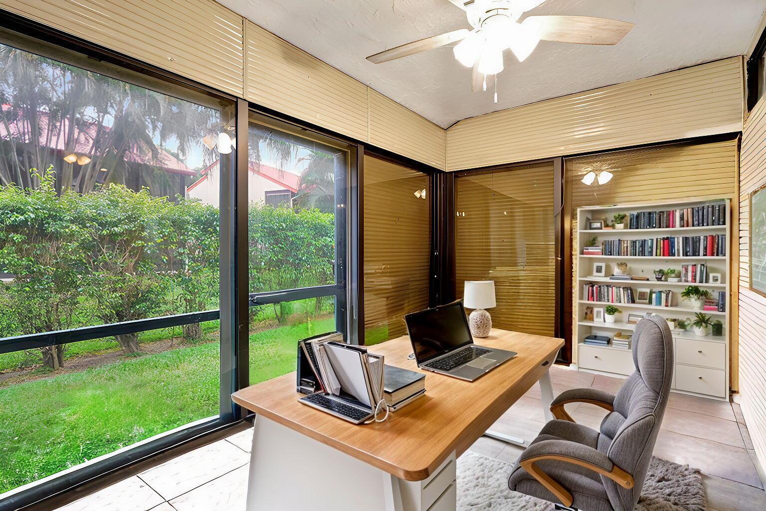 7888 Lexington Club Boulevard B, Delray Beach, FL, 33446/$319,500 2 7888 Lexington Club Boulevard B