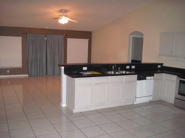 PORT ST LUCIE SECTION  22 - Residential Lease