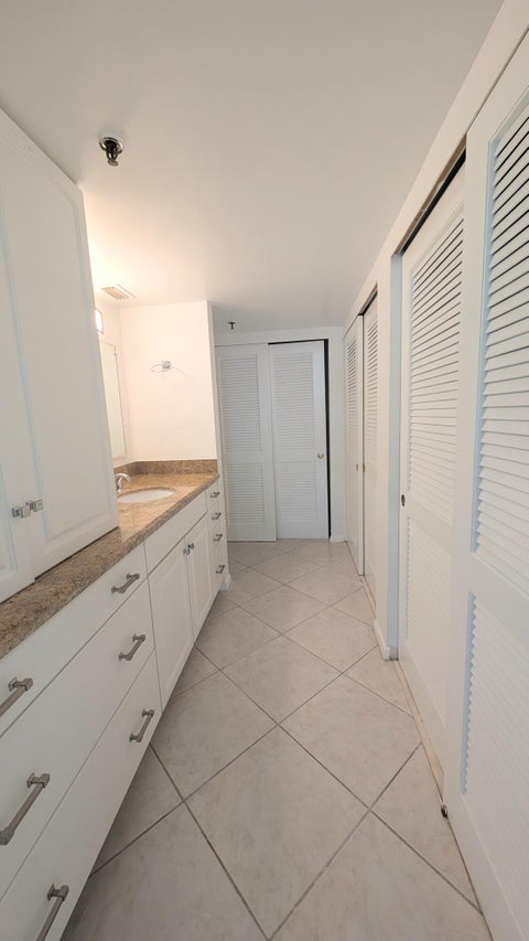Tiny photo for 105 Lake Emerald Drive #810, Oakland Park, FL 33309 (MLS # B26067310)