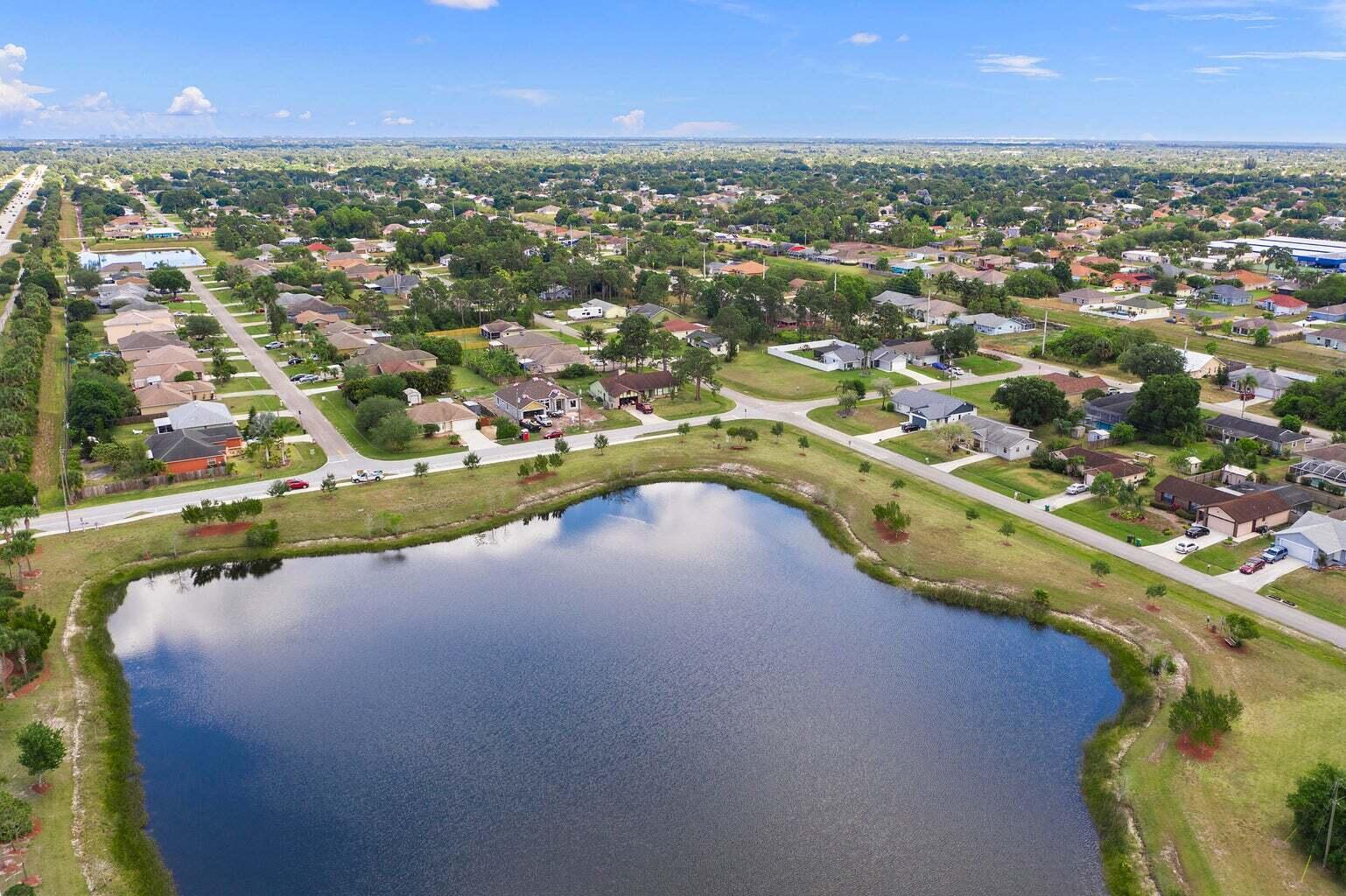 PORT ST LUCIE SECTION 4 - Residential Lease