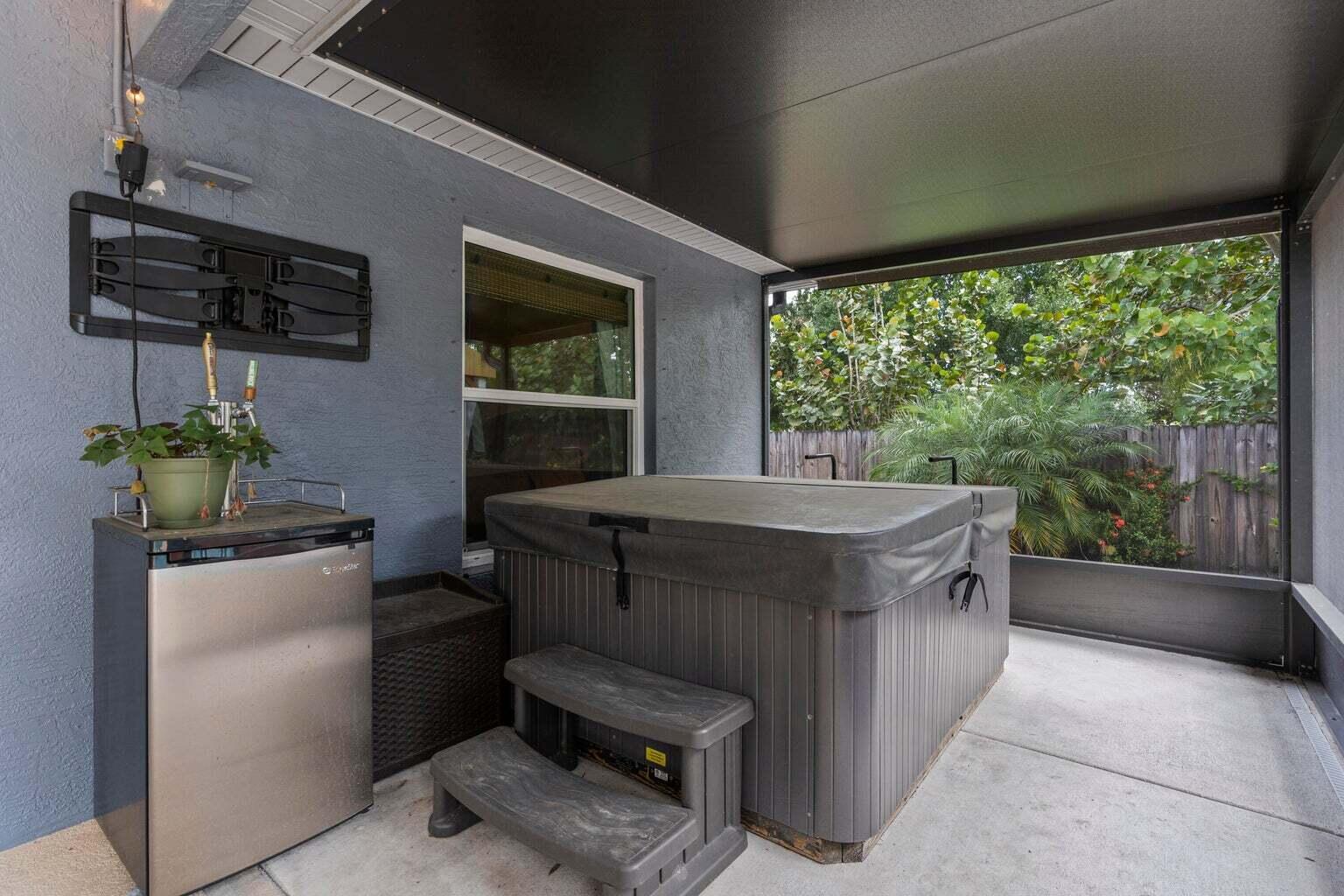 PORT ST LUCIE SECTION 4 - Residential Lease