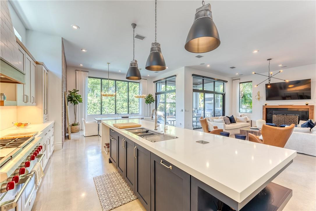 HOLMBERG AND MCKEES SUB - Residential