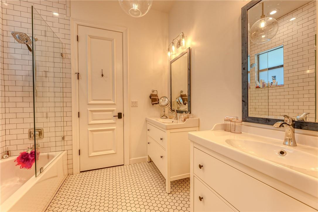 HOLMBERG AND MCKEES SUB - Residential