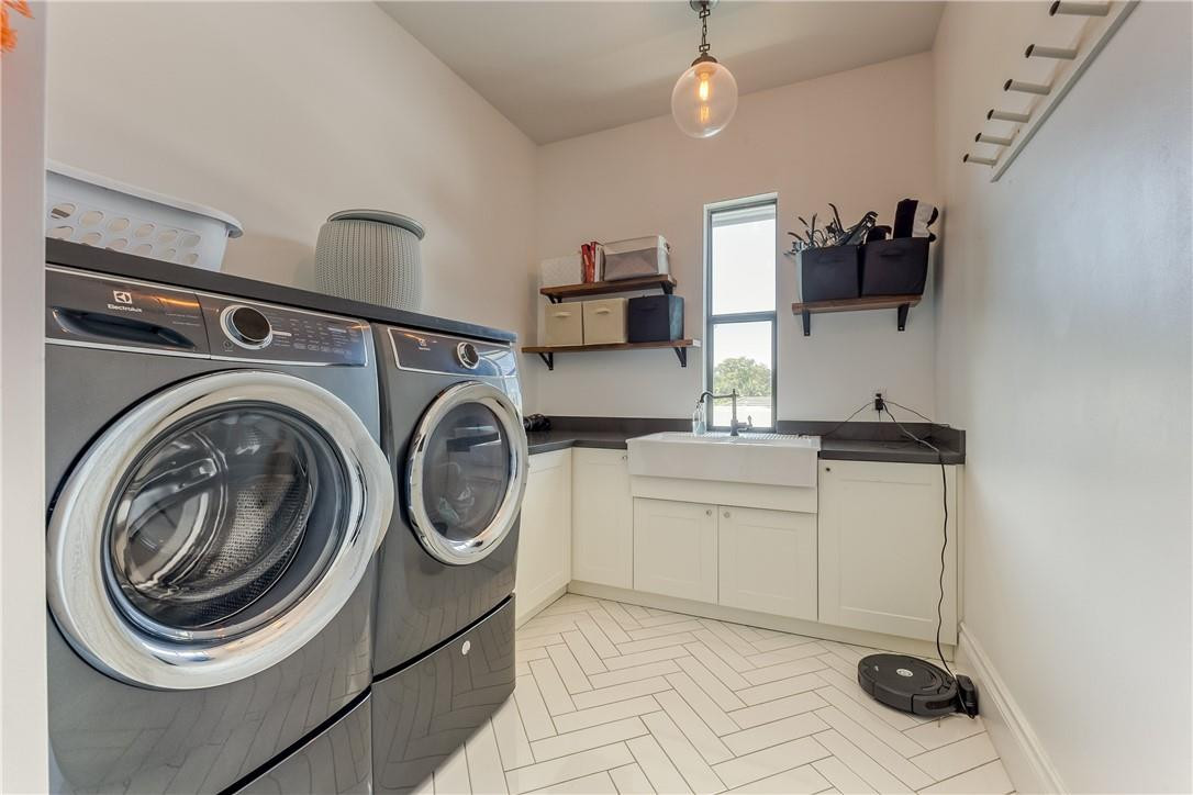 HOLMBERG AND MCKEES SUB - Residential