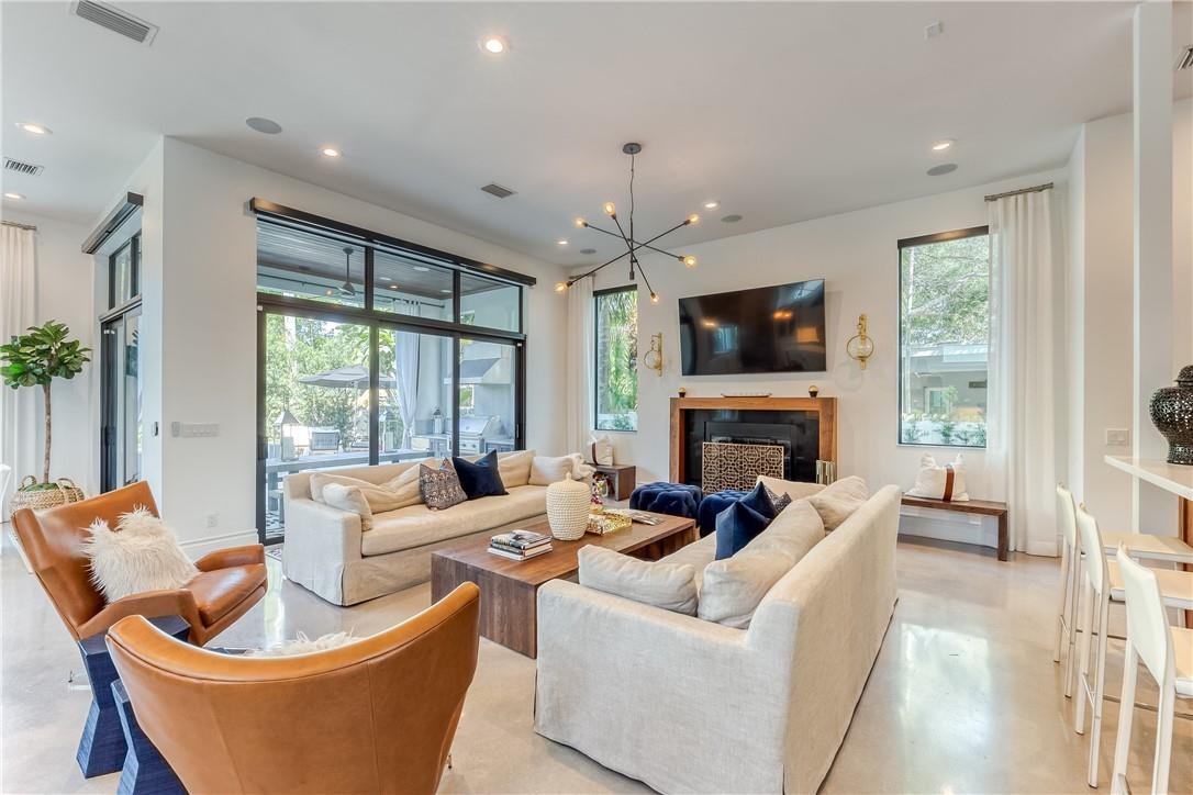 HOLMBERG AND MCKEES SUB - Residential