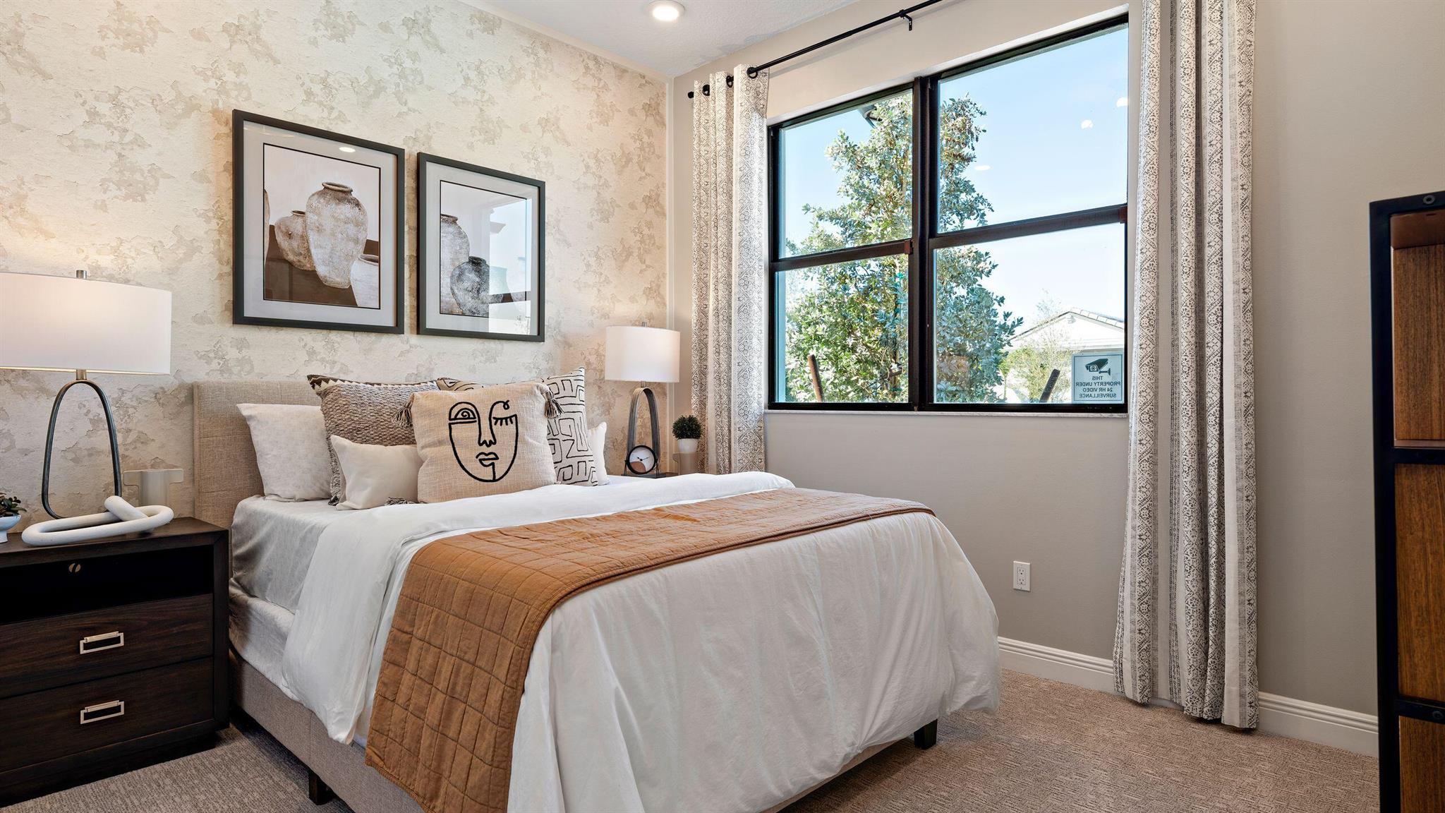 CRESSWIND PALM BEACH - Residential