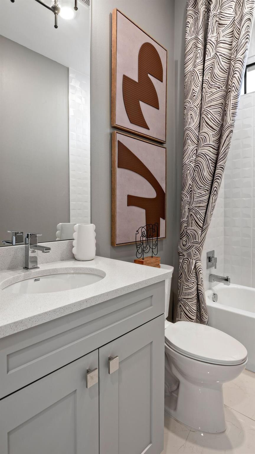 CRESSWIND PALM BEACH - Residential