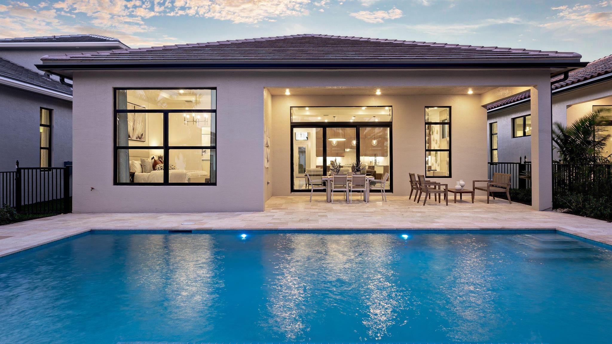 CRESSWIND PALM BEACH - Residential