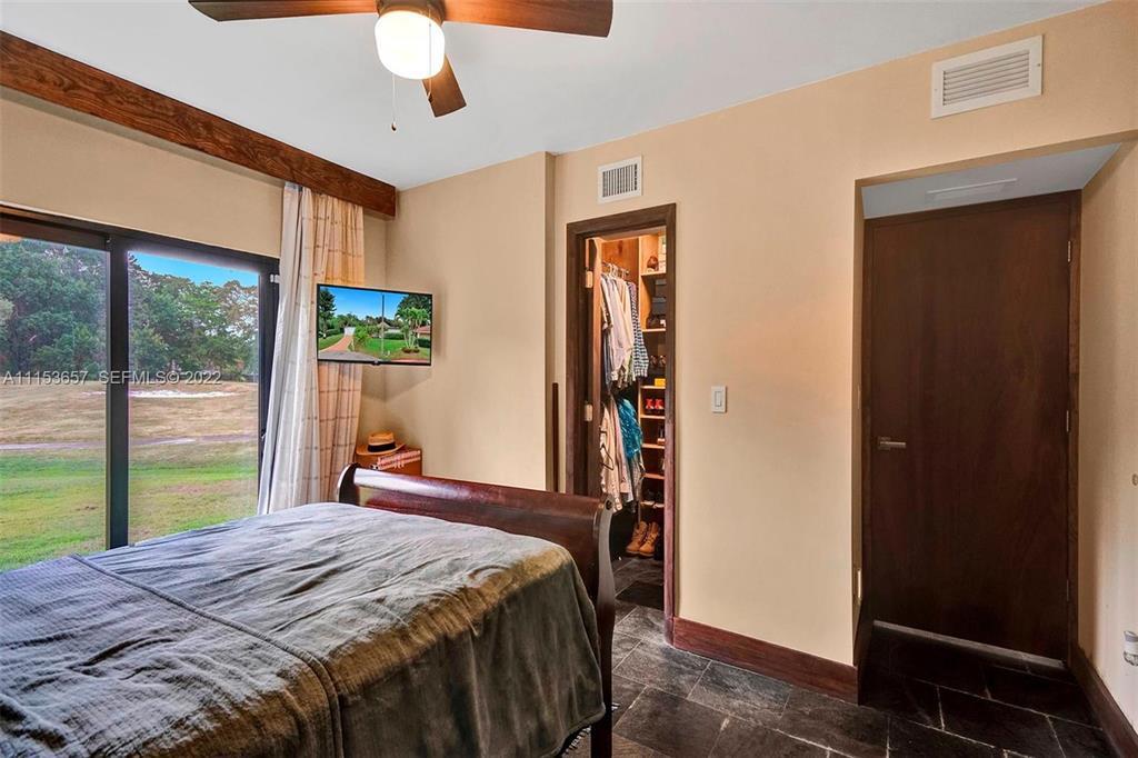 4808 Queen Palm Lane