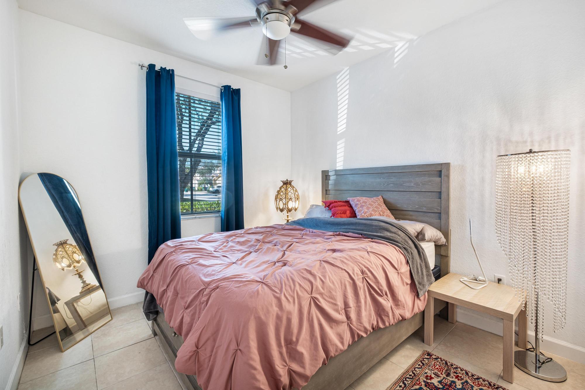 ISLANDS AT DORAL TOWNHOMES - Residential