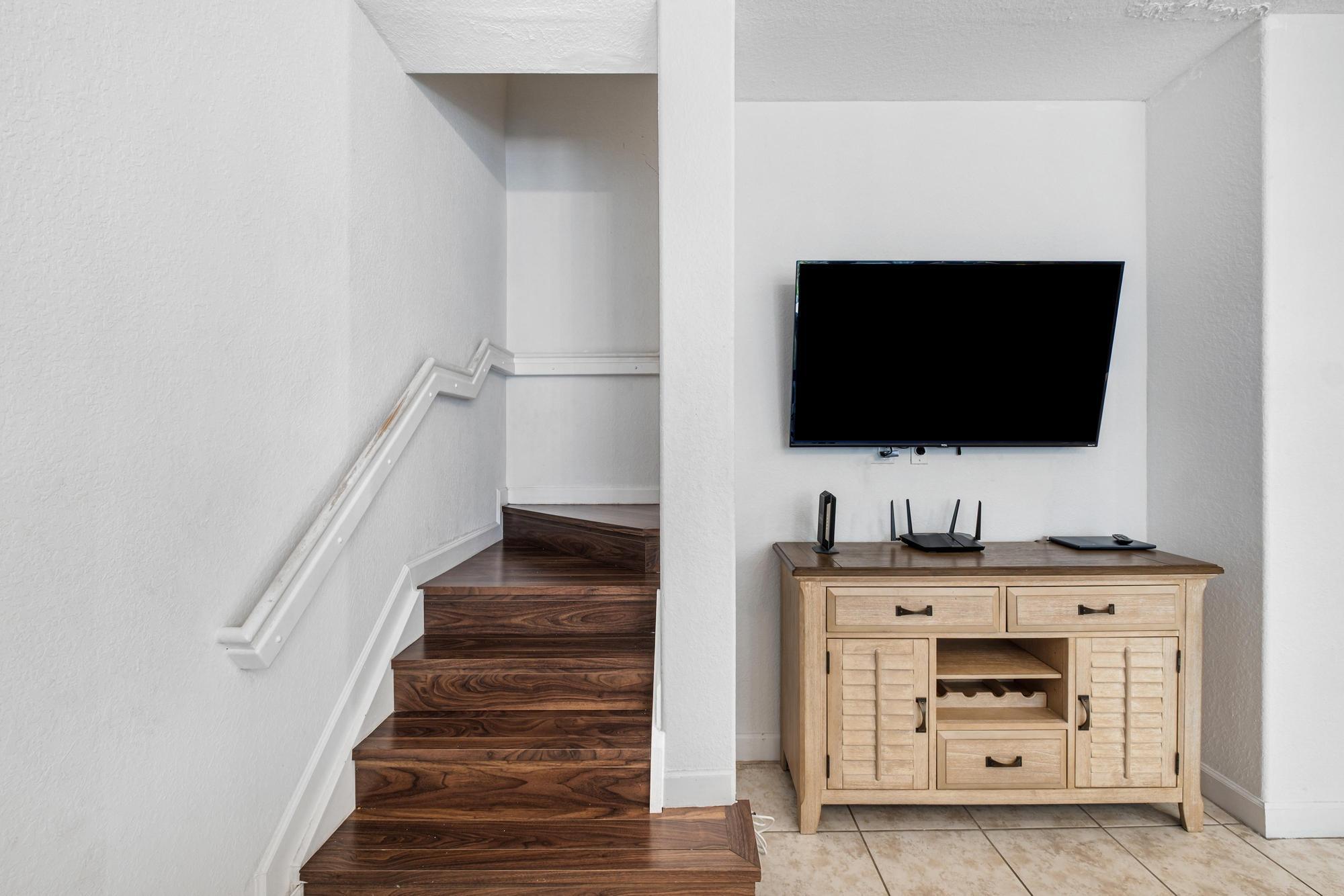 ISLANDS AT DORAL TOWNHOMES - Residential