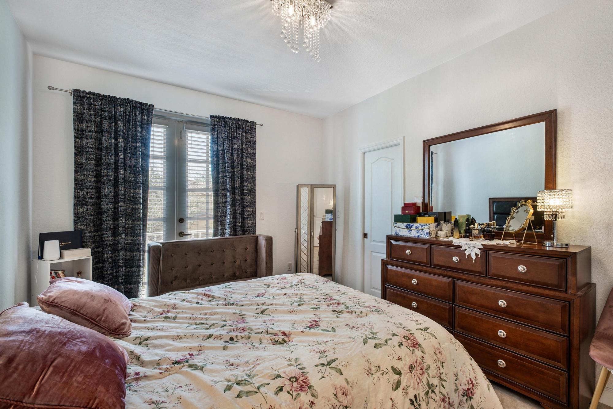 ISLANDS AT DORAL TOWNHOMES - Residential