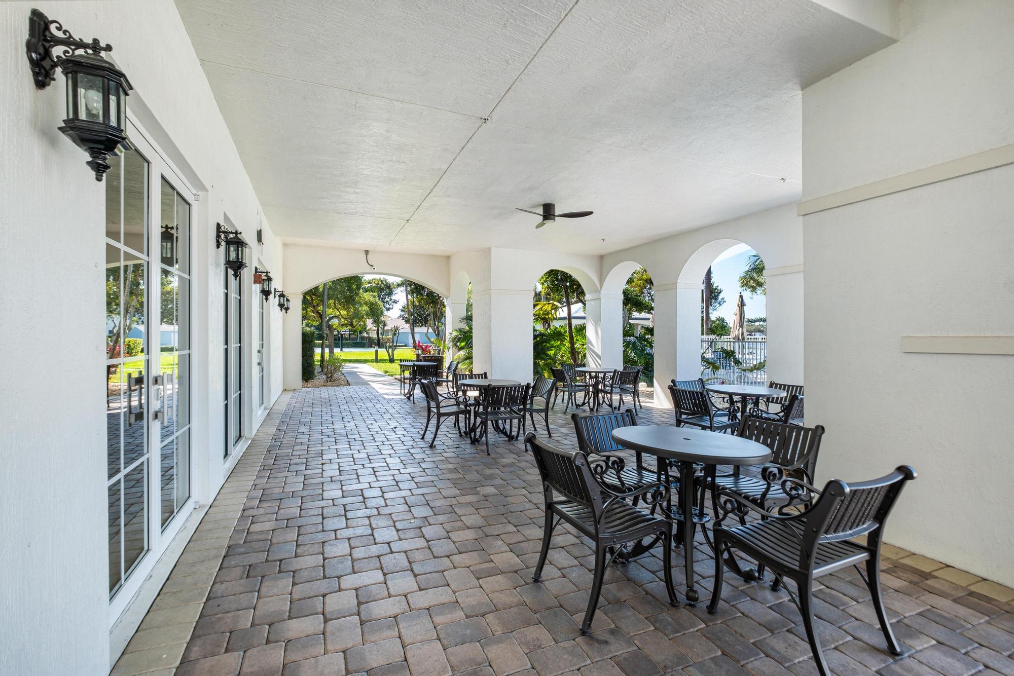 ISLANDS AT DORAL TOWNHOMES - Residential