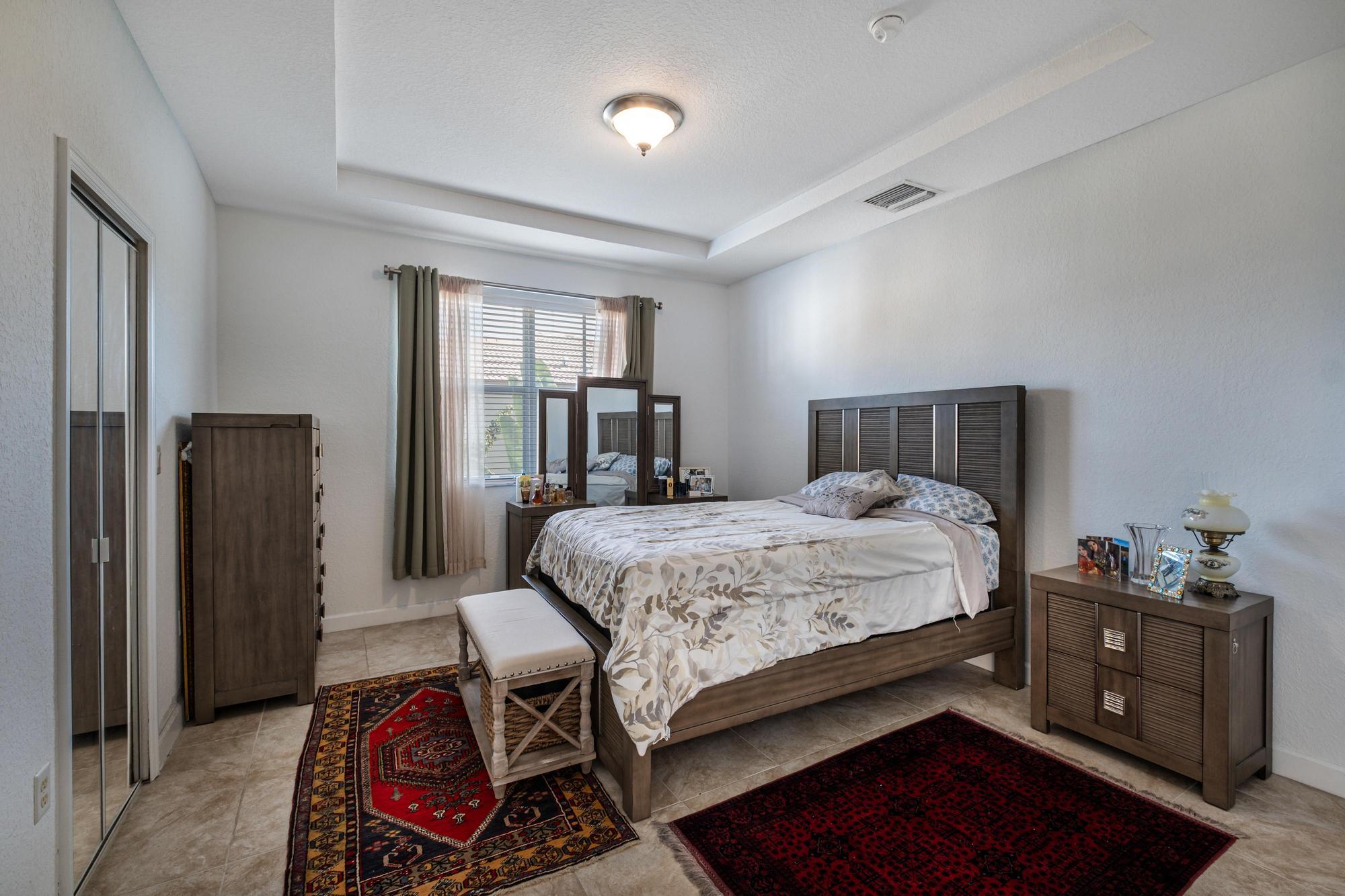 ISLANDS AT DORAL TOWNHOMES - Residential