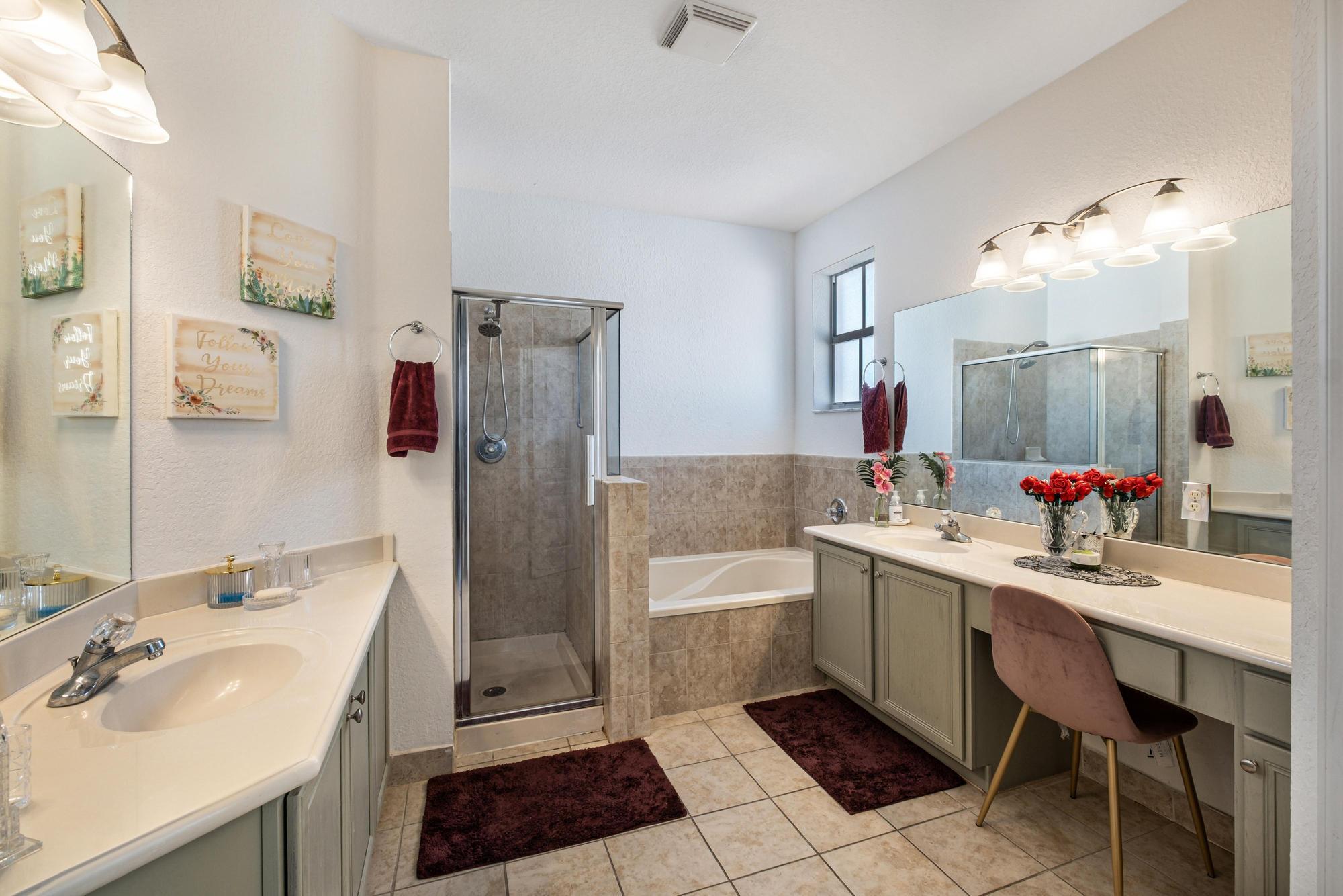 ISLANDS AT DORAL TOWNHOMES - Residential