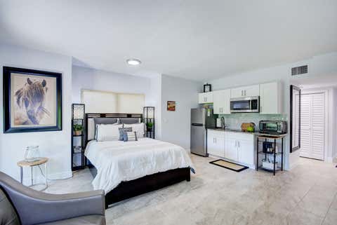 Featured picture for the property R10808068