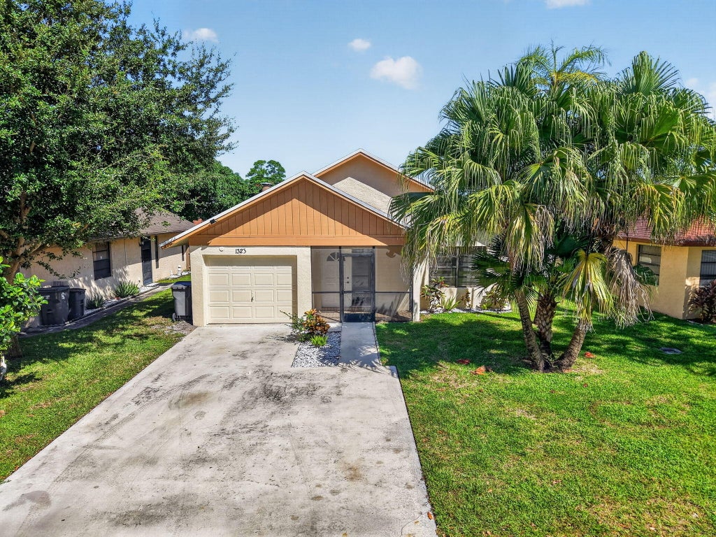 Photo of 1323 Summit Run Circle, West Palm Beach, FL 33415 (MLS # B26087904)