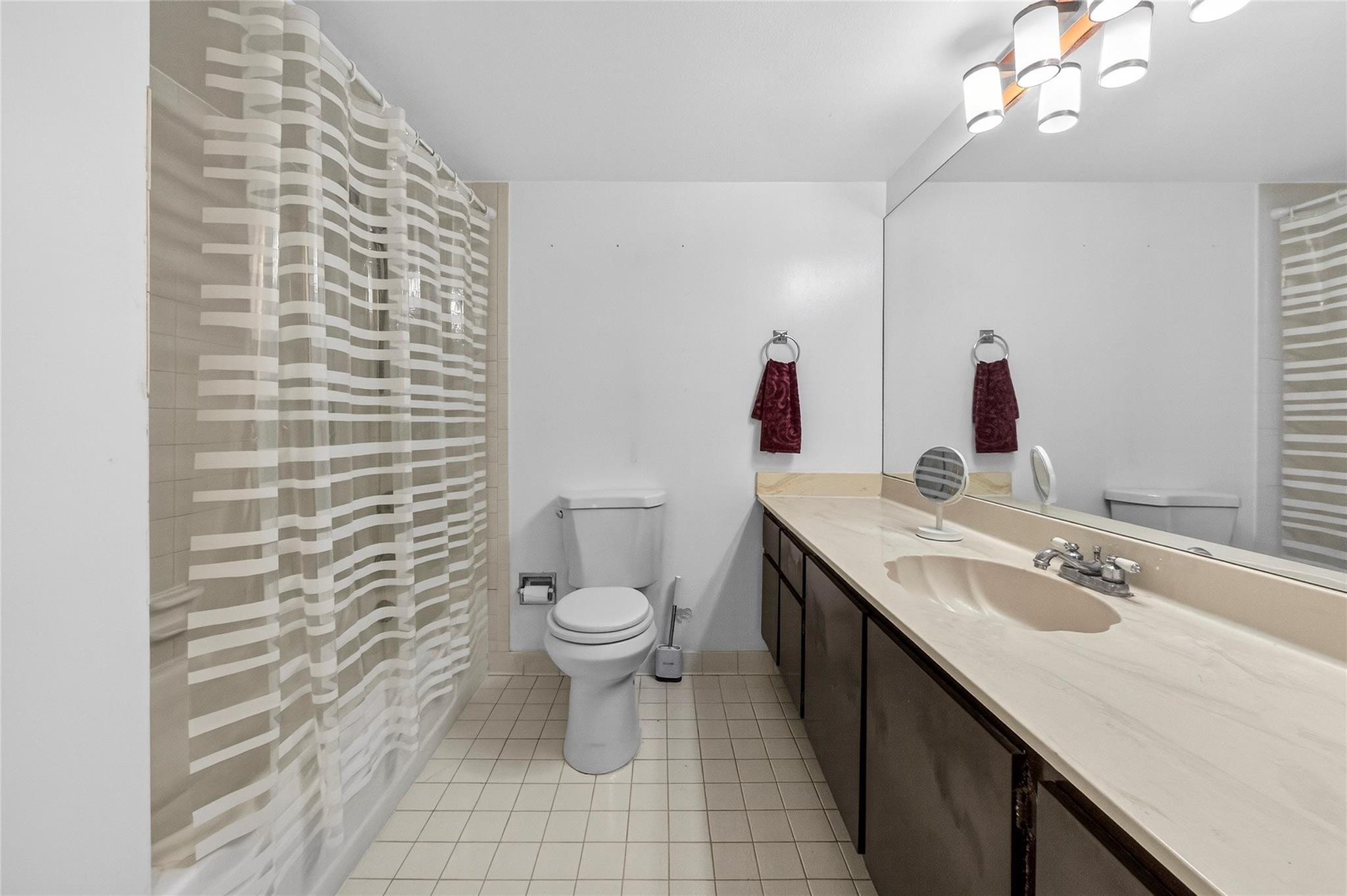 OLYMPUS CONDO - Residential