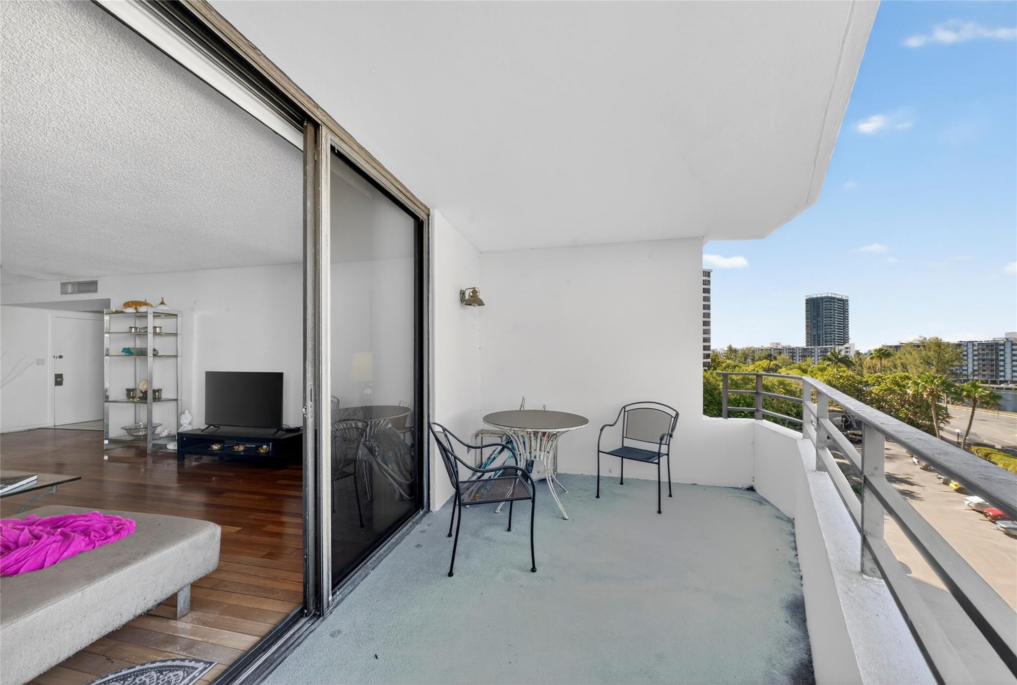 OLYMPUS CONDO - Residential