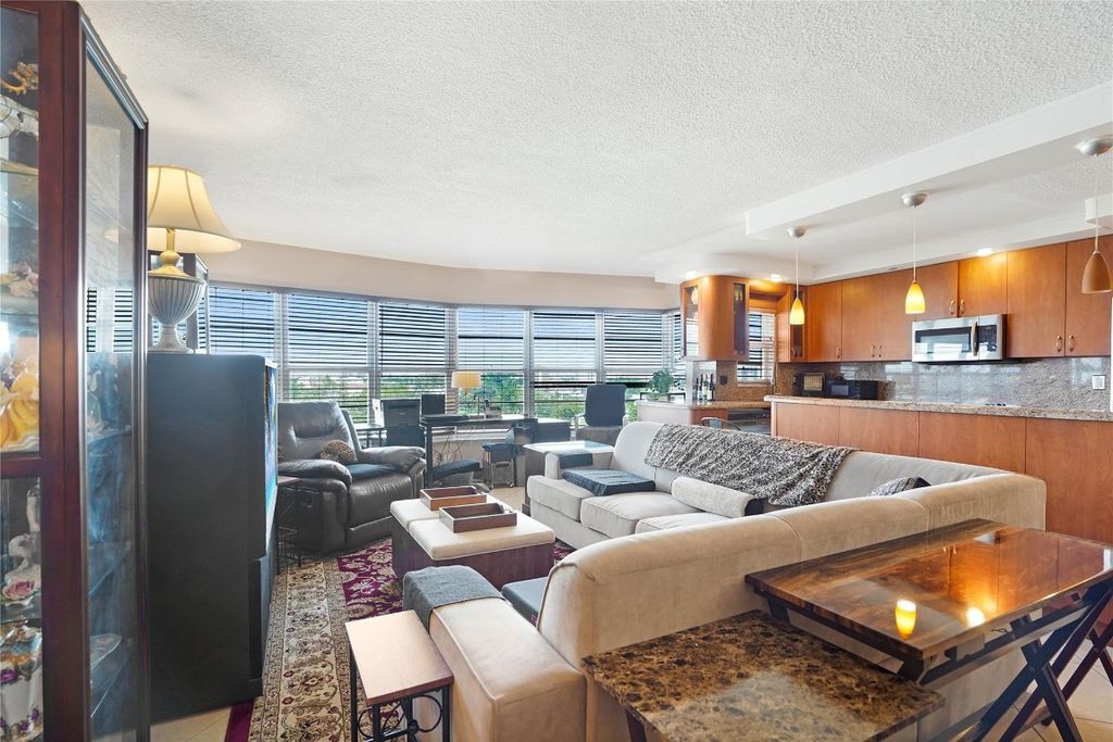 Photo of 2500 NE 48th Lane #608, Fort Lauderdale, FL 33308 (MLS # F10538045)