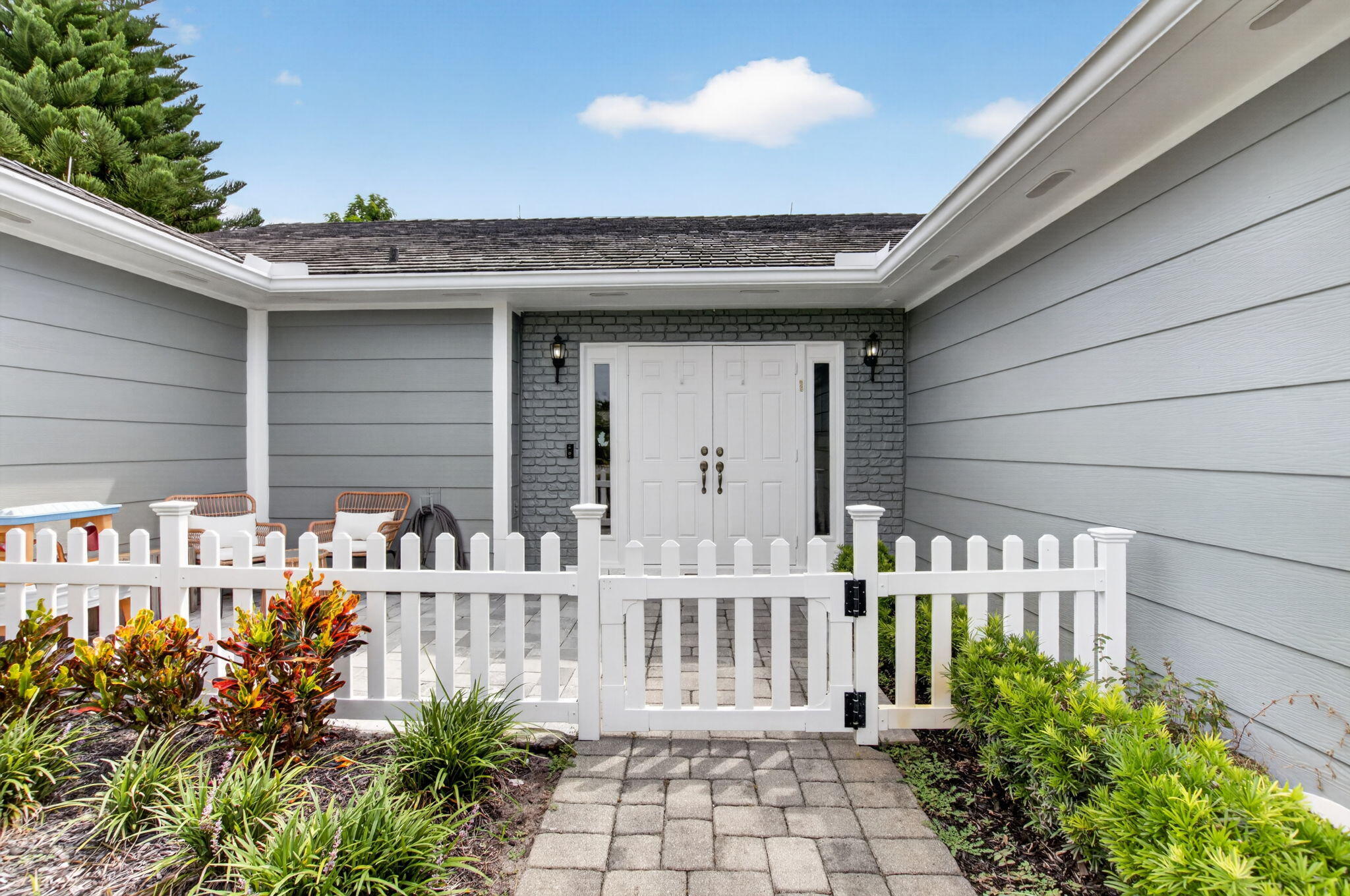 15 Holly Drive
