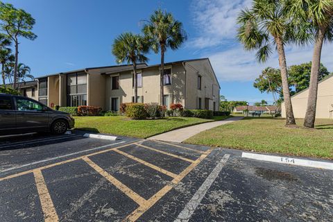 A home in Greenacres