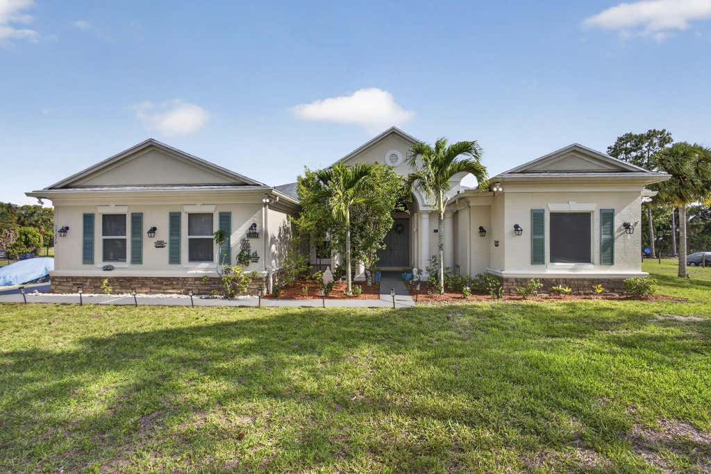 Photo of 17070 N 90th St ST N, The Acreage, FL 33470 (MLS # B26032692)