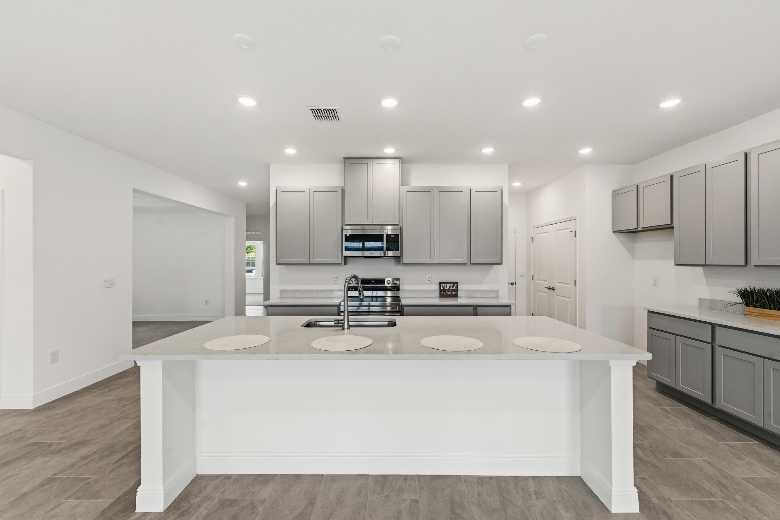 PORT ST LUCIE SECTION 16 - Residential