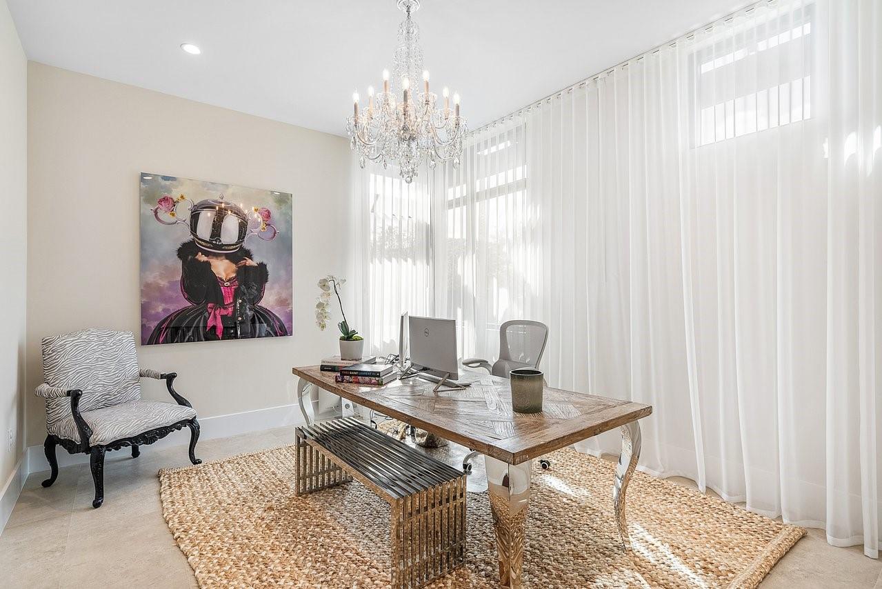 Contemporary Townhome - Residential