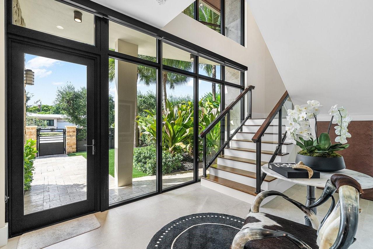 Contemporary Townhome - Residential