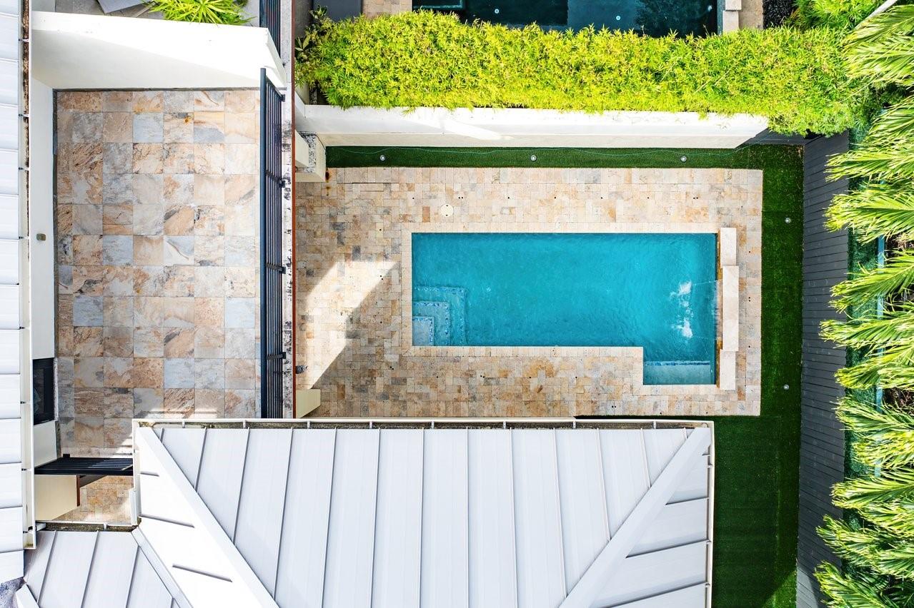 Contemporary Townhome - Residential