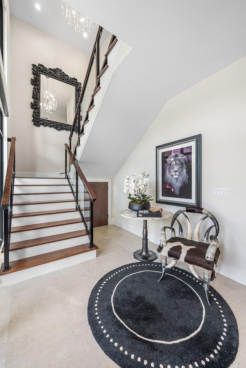 Contemporary Townhome - Residential