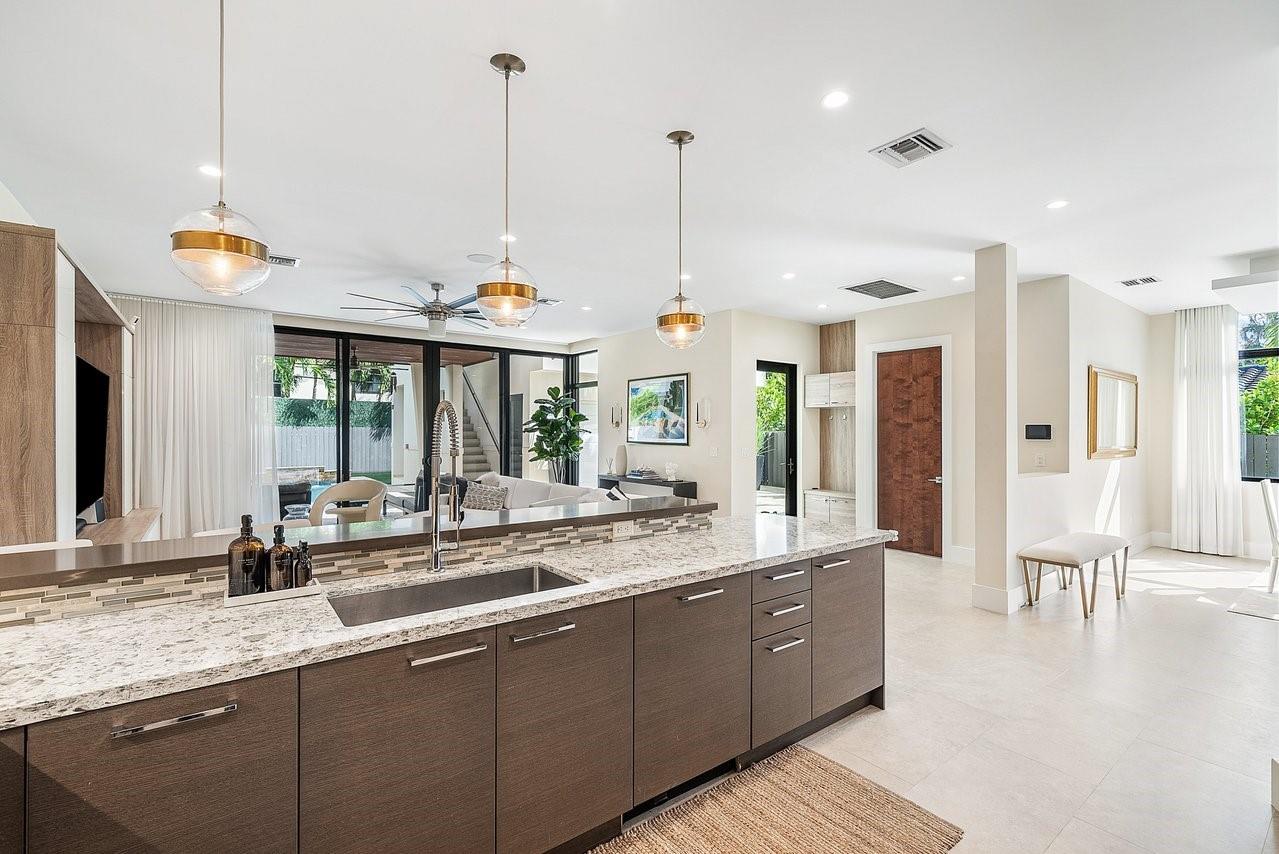 Contemporary Townhome - Residential