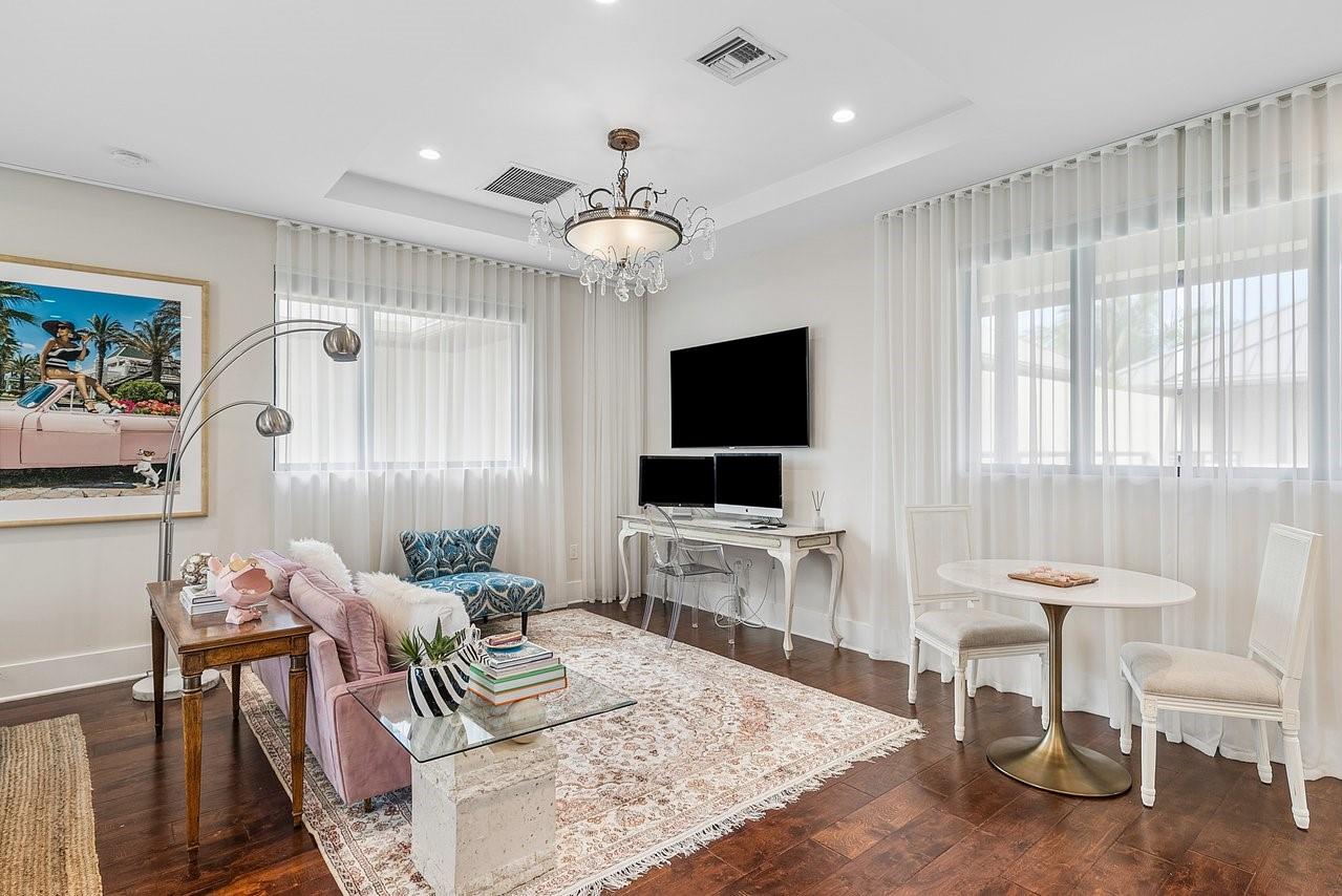 Contemporary Townhome - Residential