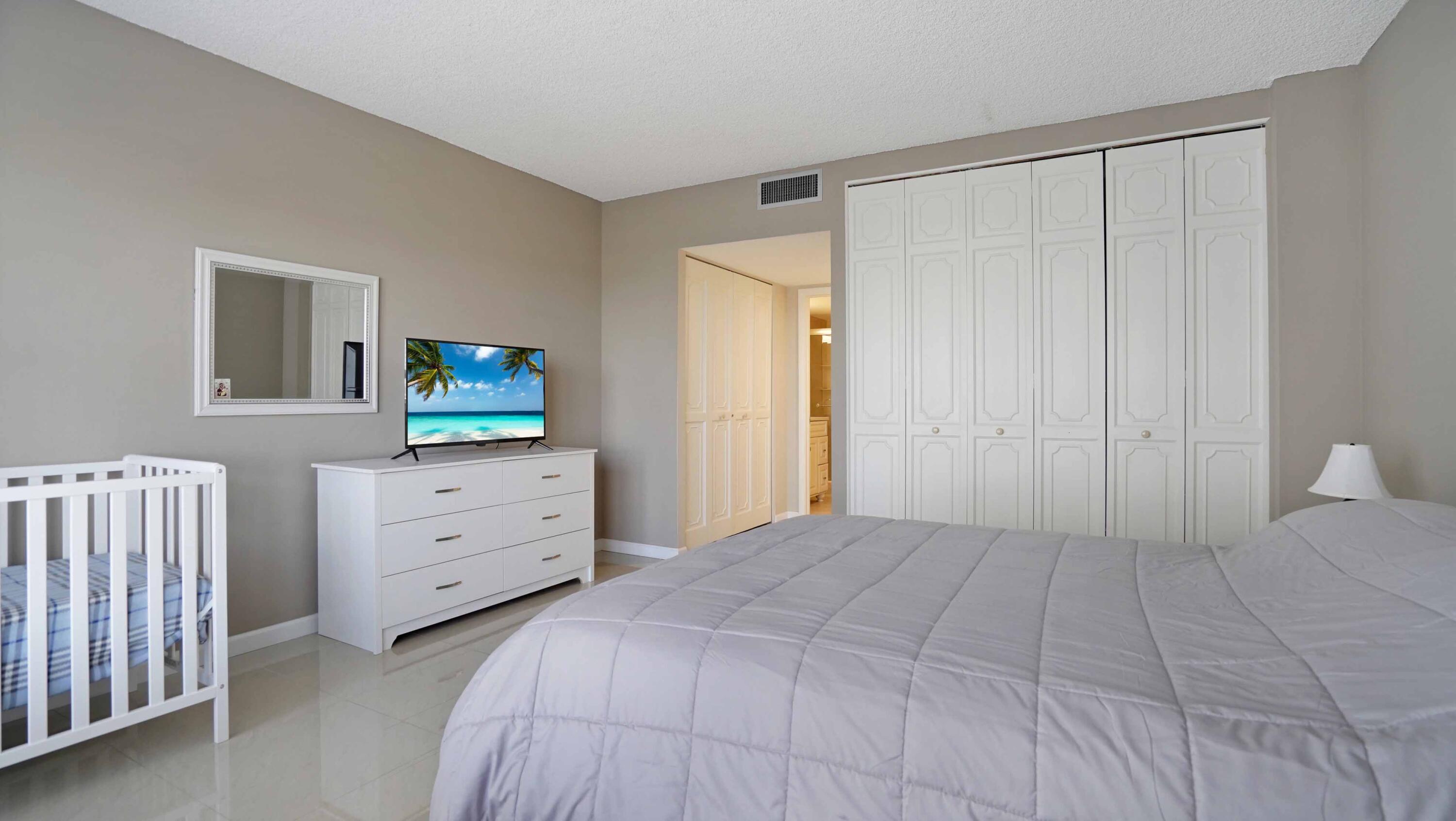 RIVIERA CONDO - Residential Lease