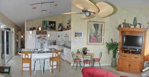 Longshore At Jonathans La - Residential