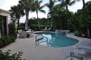 Longshore At Jonathans La - Residential