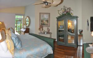 Longshore At Jonathans La - Residential