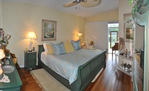 Longshore At Jonathans La - Residential