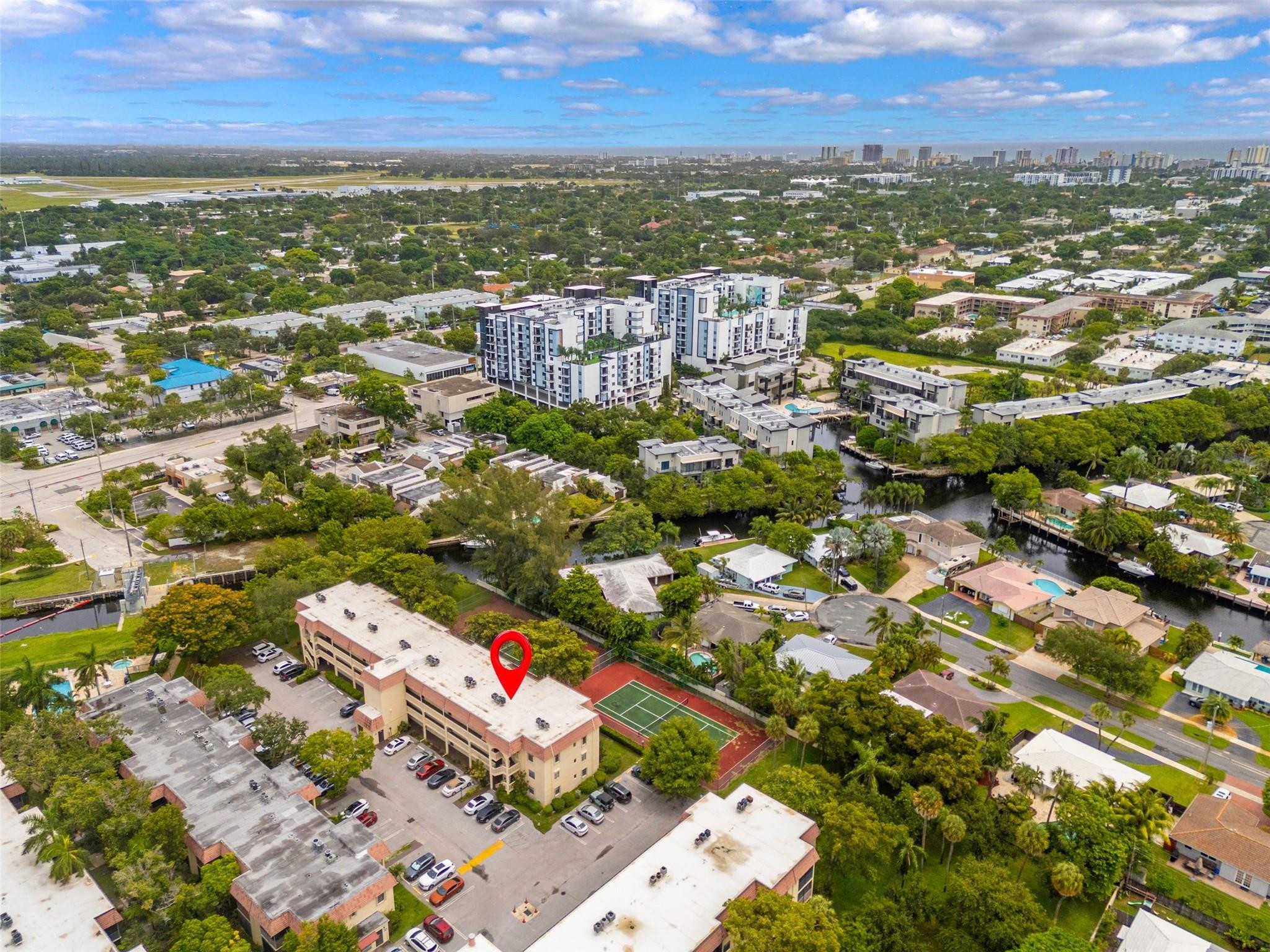 128 S Cypress Road 827