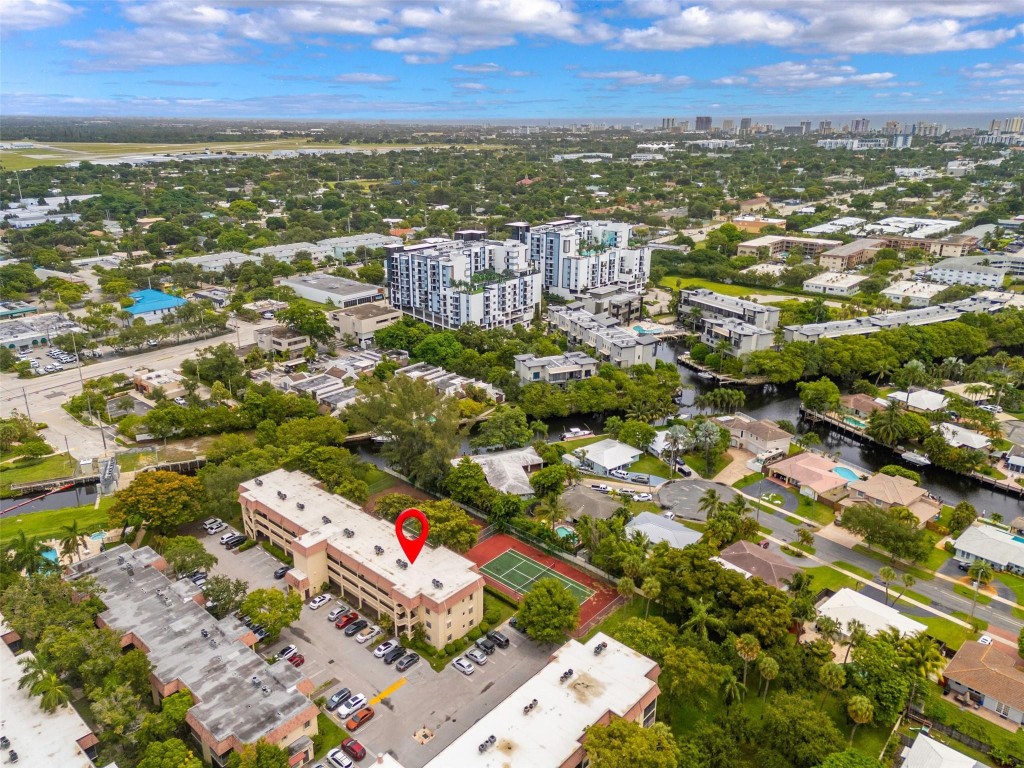 128 S Cypress Road 827