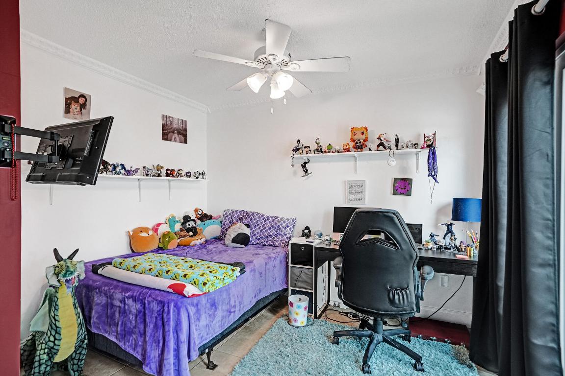 COUNTRY SECTION 1 - Residential