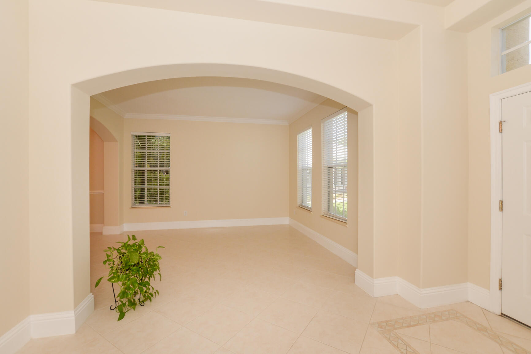 PORT ST LUCIE SECTION 46 1ST REPLAT - Residential